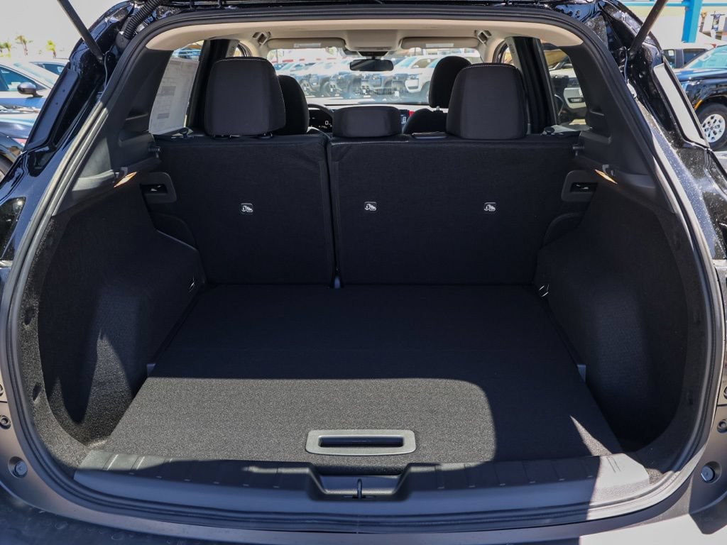New 2026 Nissan Kicks SV FWD image 16