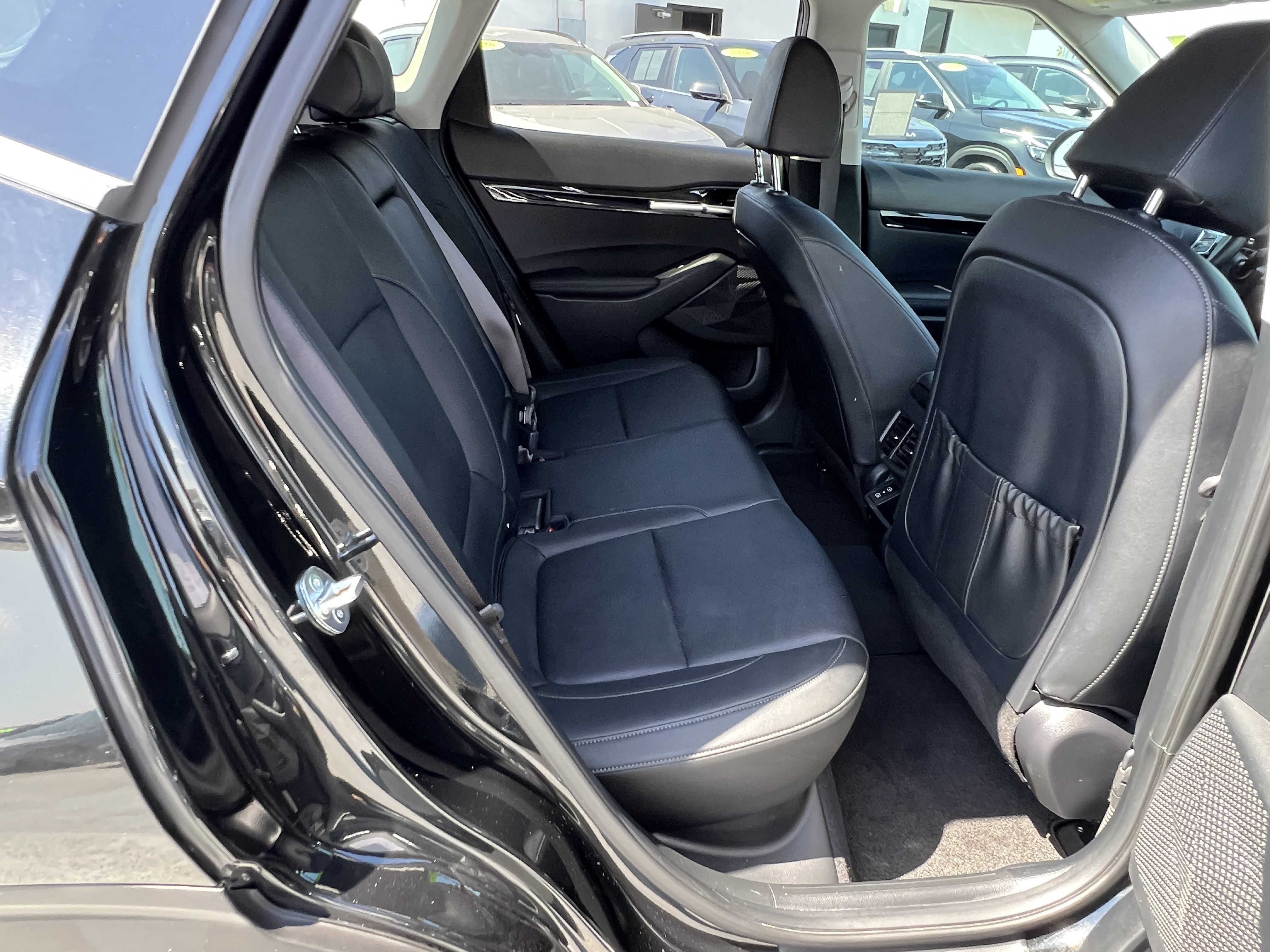 Certified 2024 Kia Seltos EX FWD image 18