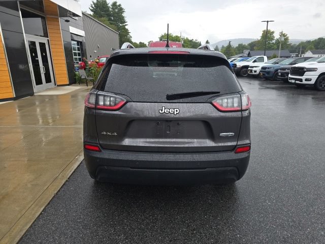 Used 2020 Jeep Cherokee Latitude Plus w/ Cold Weather Group AWD/4WD image 5