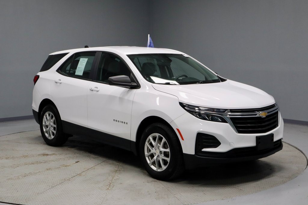 Used 2024 Chevrolet Equinox LS image 1