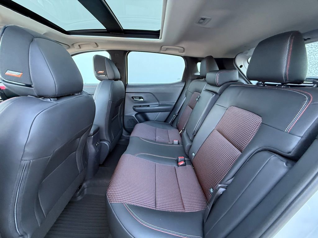 New 2026 Nissan Kicks SR w/ SR Premium Package image 19