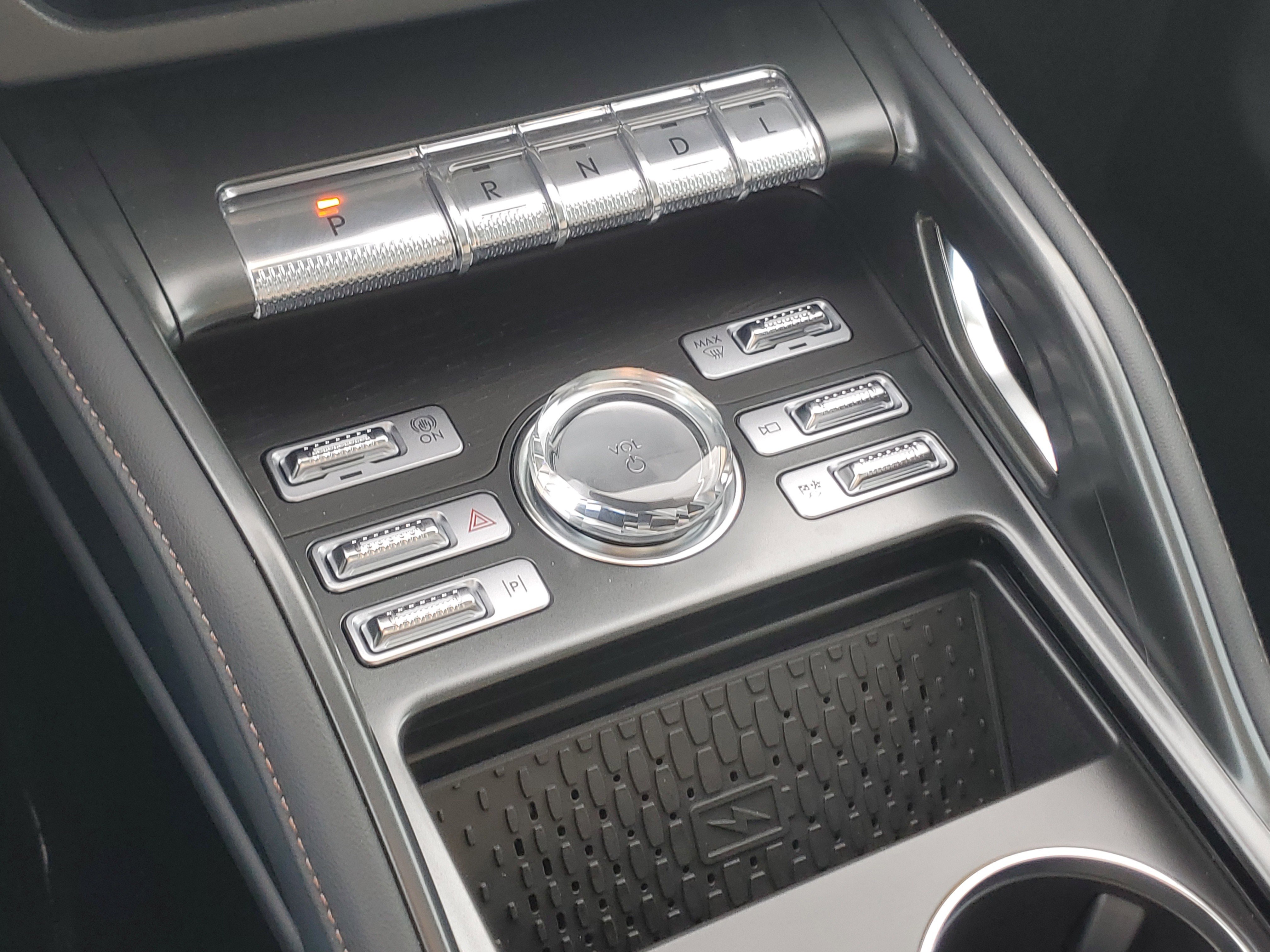 New 2026 Lincoln Nautilus Reserve image 26