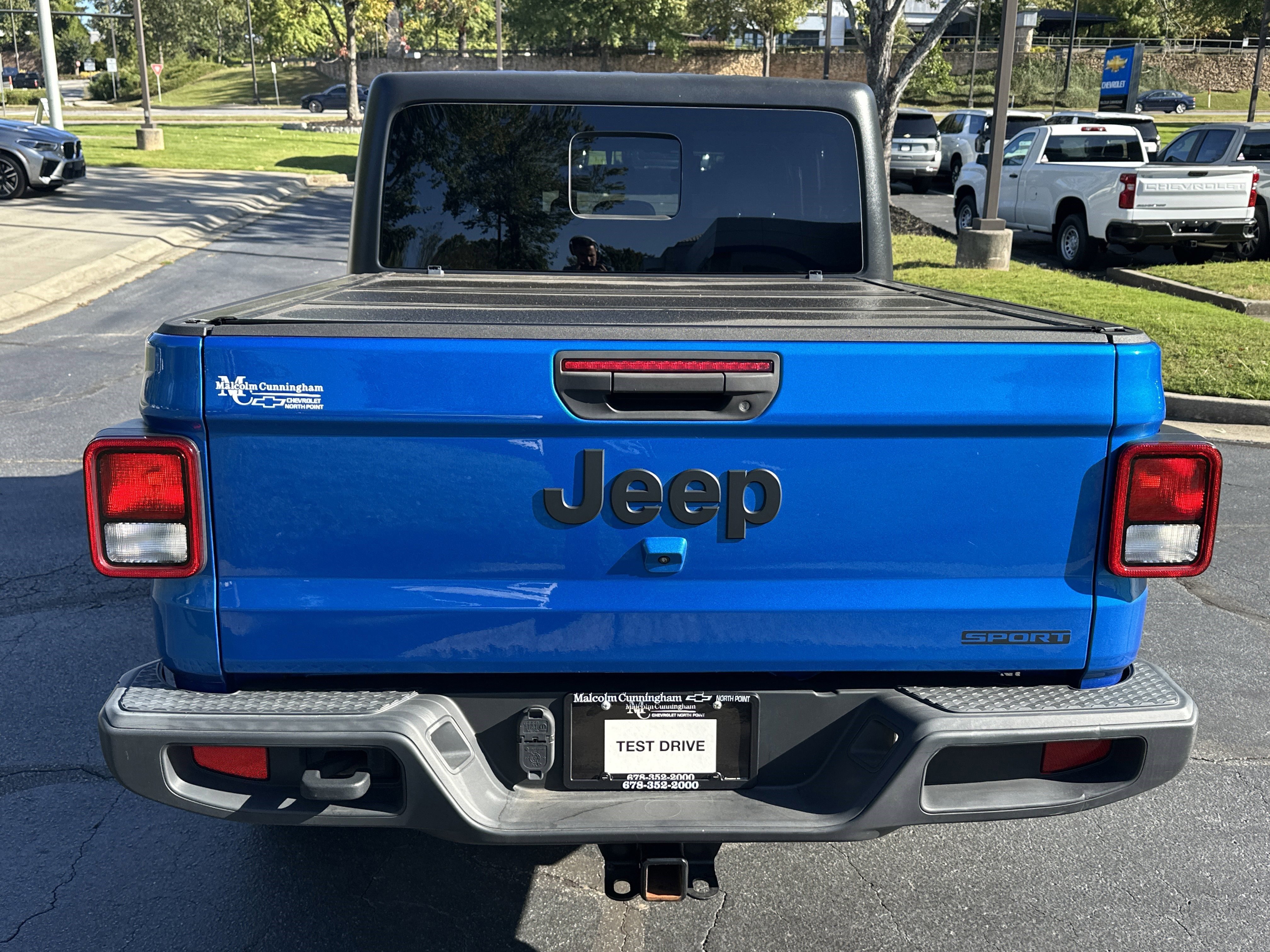 Used 2021 Jeep Gladiator Sport image 6