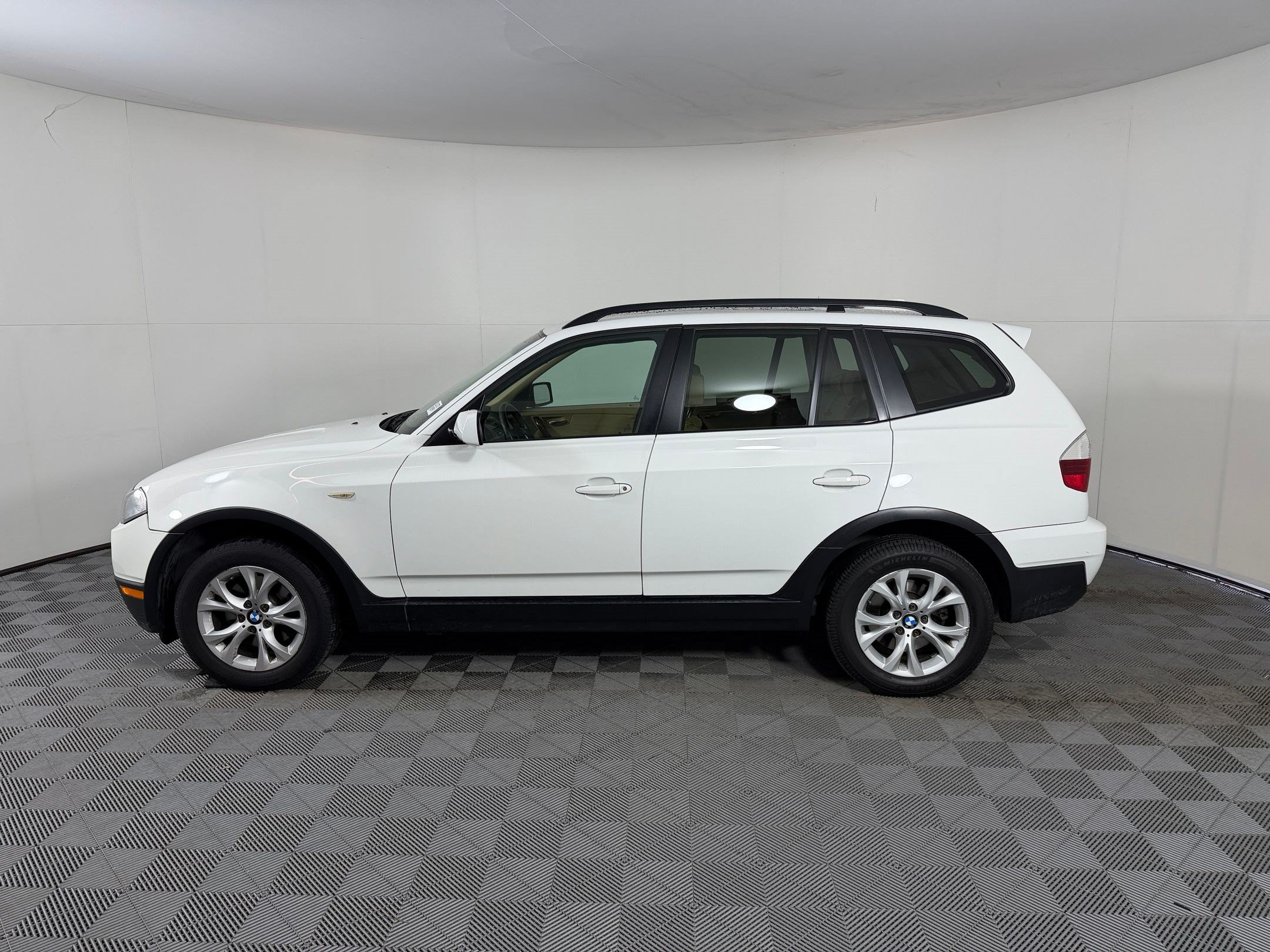 Used 2009 BMW X3 xDrive30i AWD/4WD image 2