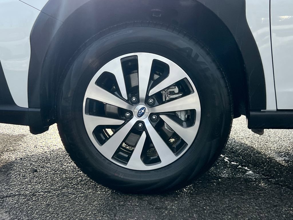 New 2025 Subaru Outback Premium image 9