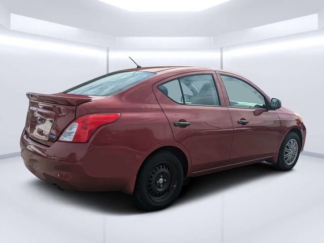 Used 2014 Nissan Versa S Plus FWD image 3
