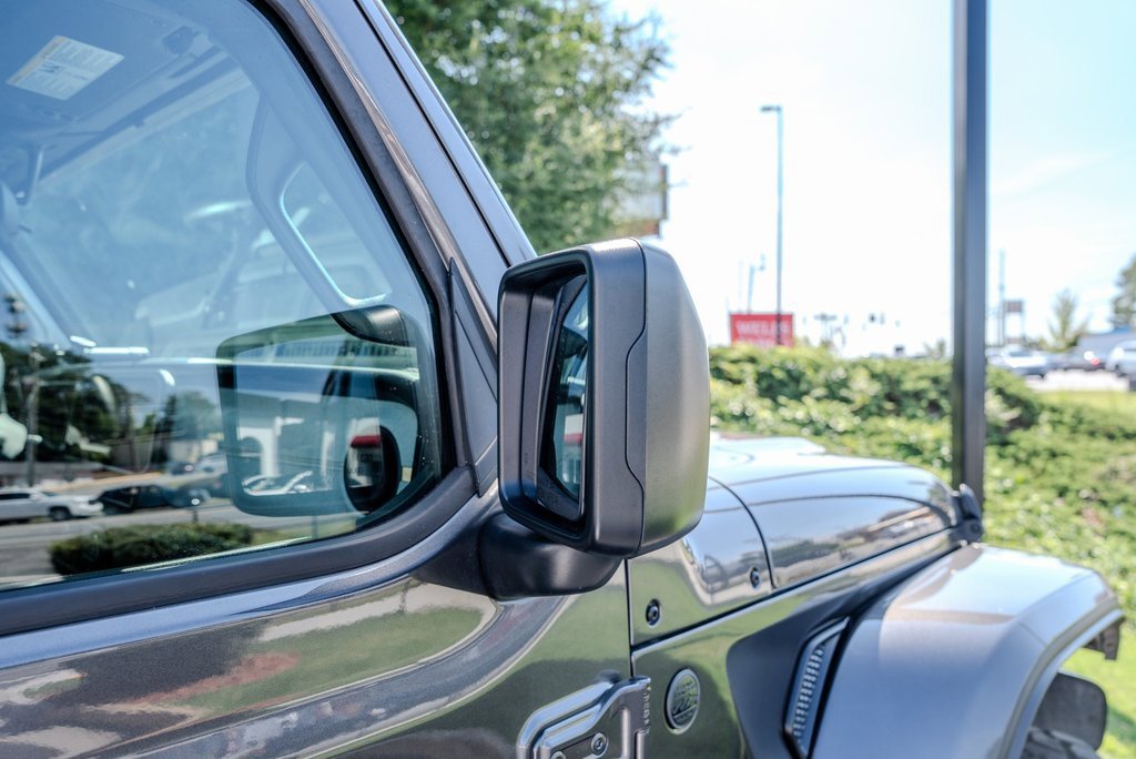 Used 2025 Jeep Gladiator Sport image 29