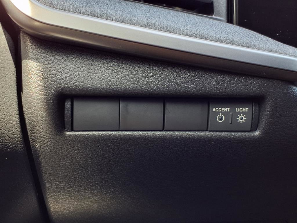 New 2025 Nissan Kicks SV w/ SV Premium Package image 22