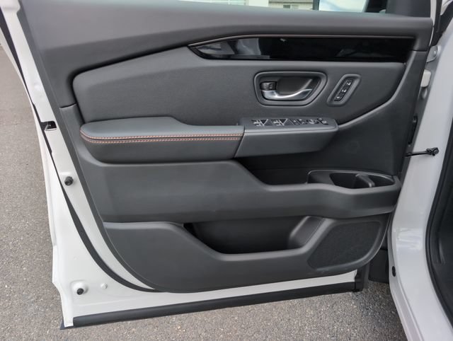 New 2026 Honda Pilot TrailSport image 19