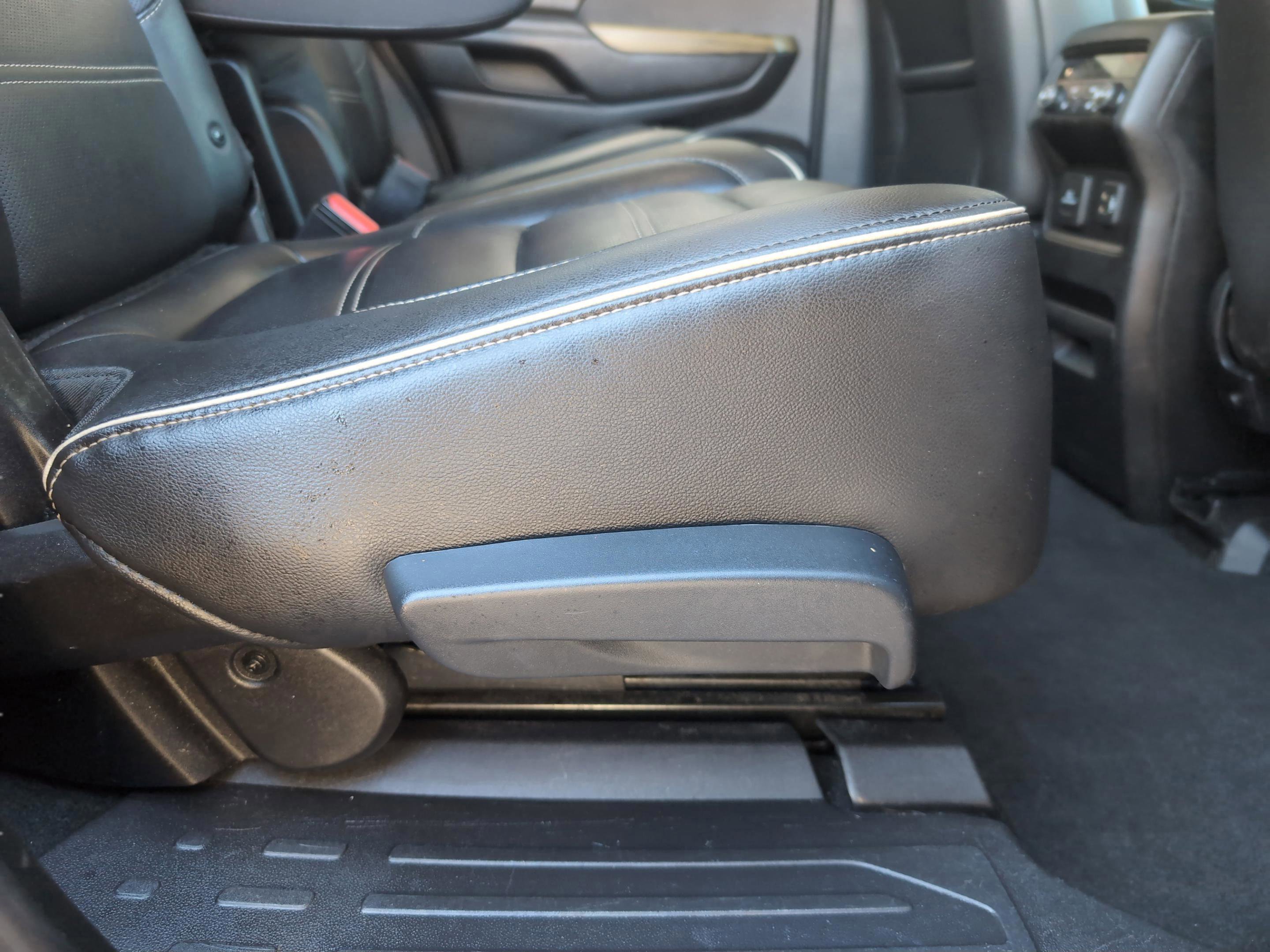 Used 2019 GMC Acadia Denali image 22