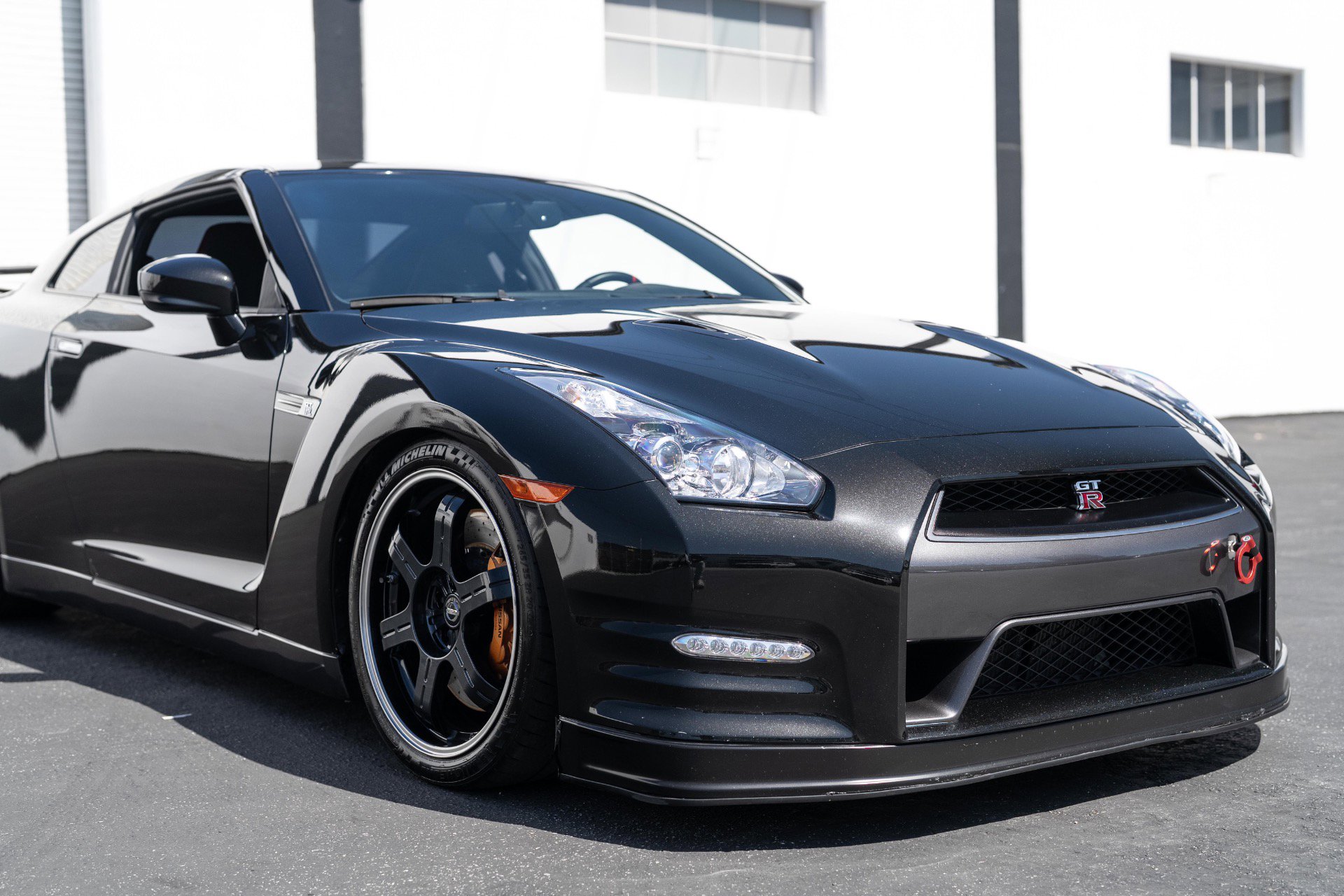 Used 2013 Nissan GT-R Black Edition AWD/4WD image 16