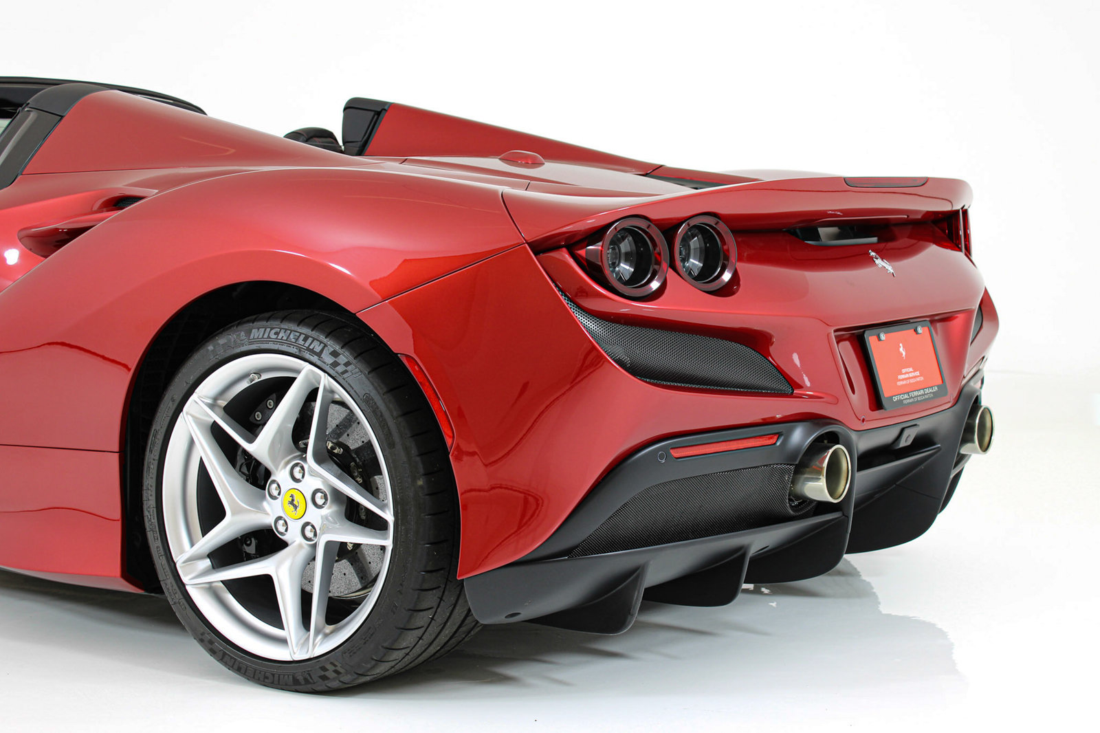 Certified 2023 Ferrari F8 Tributo RWD image 10