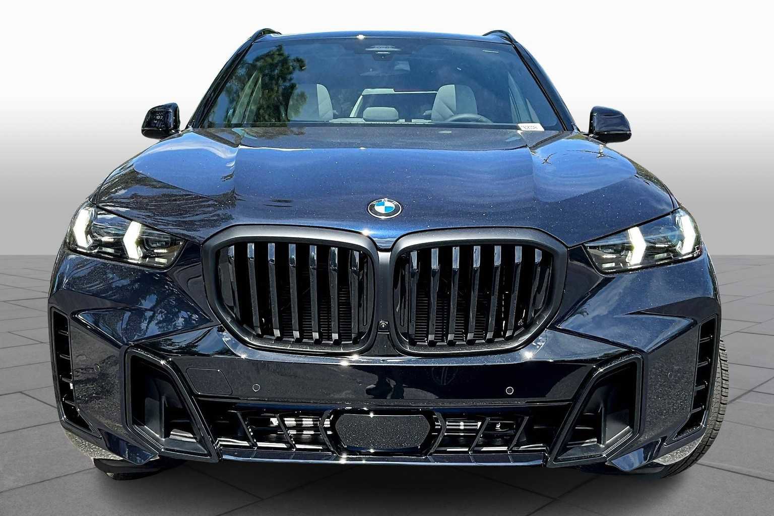 New 2026 BMW X5 xDrive40i w/ M Sport Package image 3