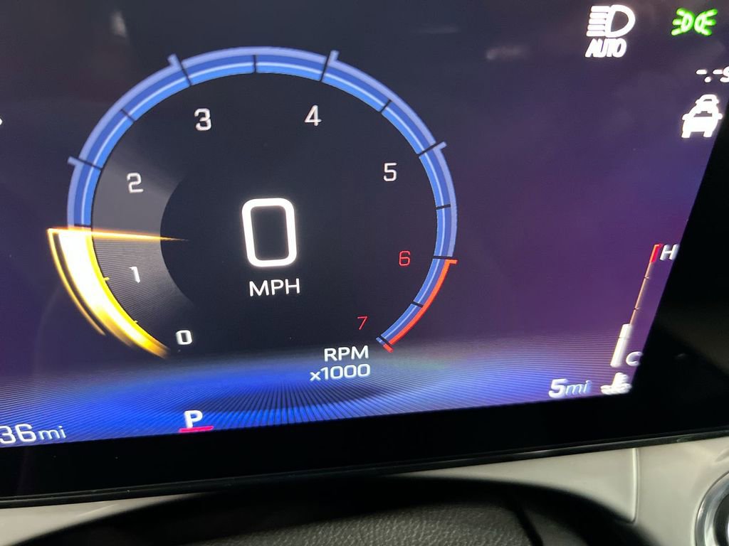 Used 2025 Chevrolet Trax LT w/ Driver Confidence Package image 12