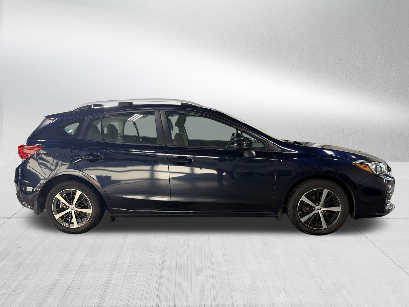 Used 2019 Subaru Impreza 2.0i Premium w/ Eyesight & BSD/Rcta & SRF image 8