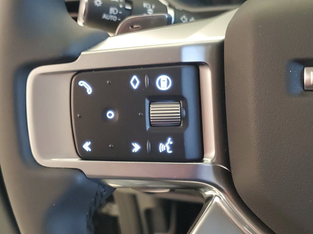 New 2026 Land Rover Discovery Dynamic SE AWD/4WD image 17