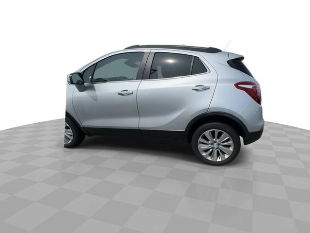 Used 2018 Buick Encore Preferred image 5