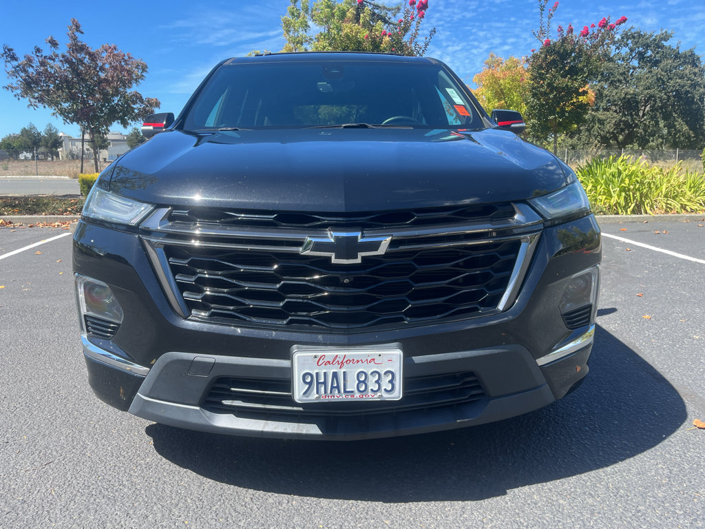 Used 2023 Chevrolet Traverse Premier w/ Redline Edition AWD/4WD image 2