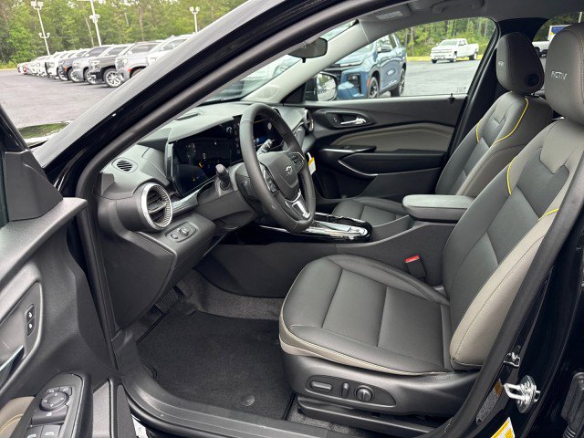New 2026 Chevrolet Trax ACTIV FWD image 17