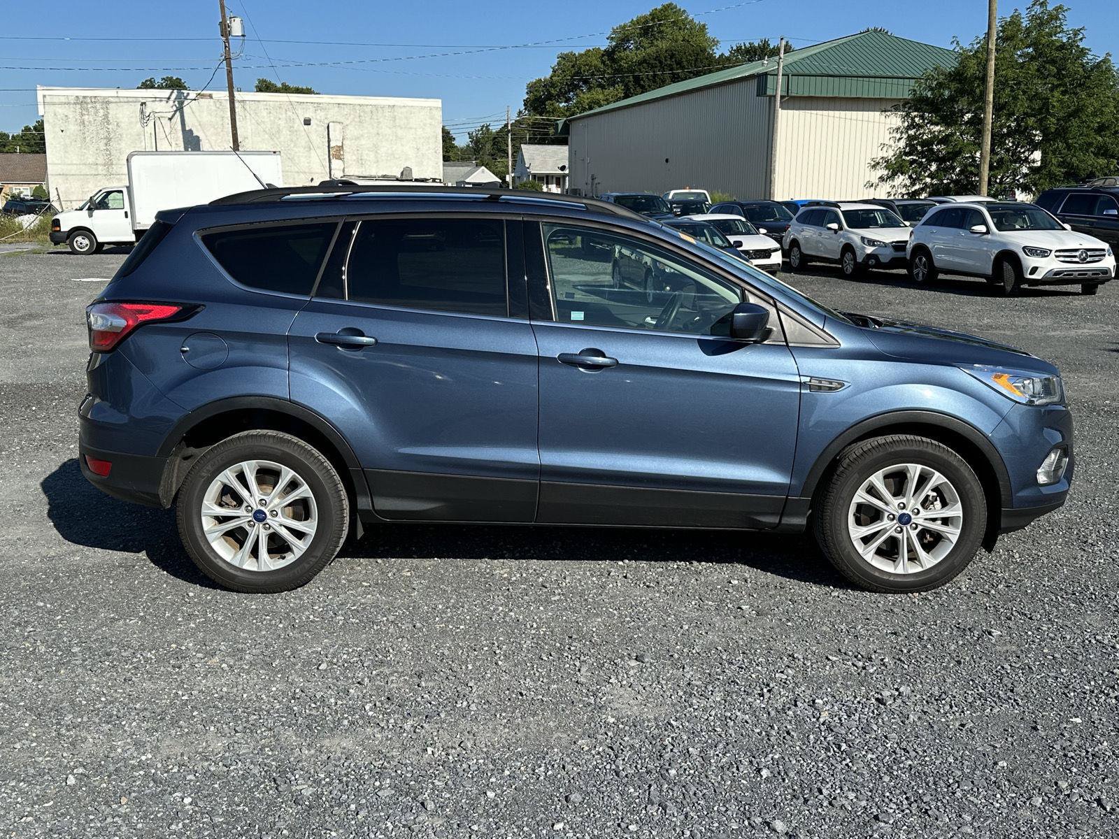 Used 2018 Ford Escape SEL w/ Ford Safe & Smart Package AWD/4WD image 9