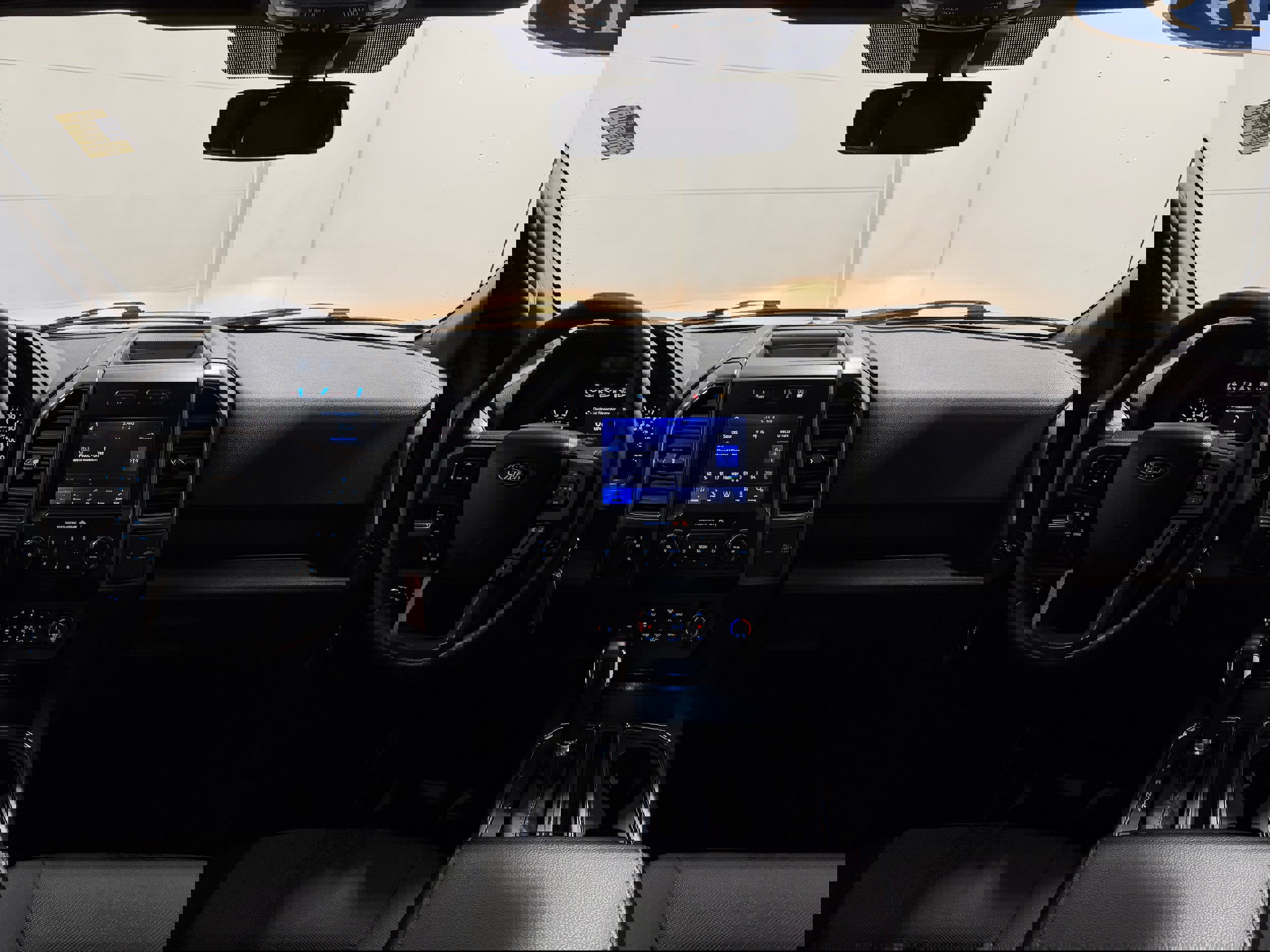 Used 2019 Ford F150 XLT w/ Equipment Group 302A Luxury image 9