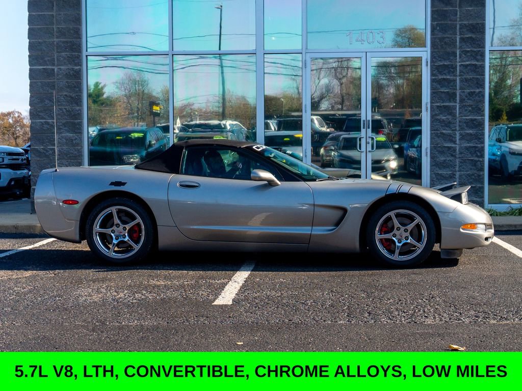 Used 2002 Chevrolet Corvette Convertible w/ Preferred Equipment Group2 image 2