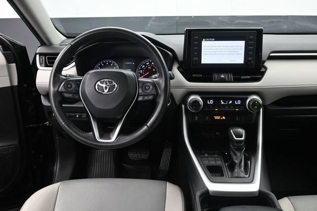 Used 2019 Toyota RAV4 XLE Premium w/ Cold Weather Package AWD/4WD image 11