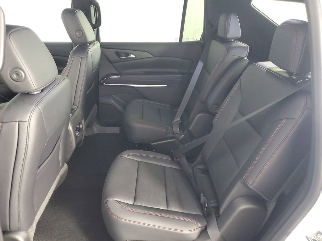 New 2026 Chevrolet Traverse Z71 image 13