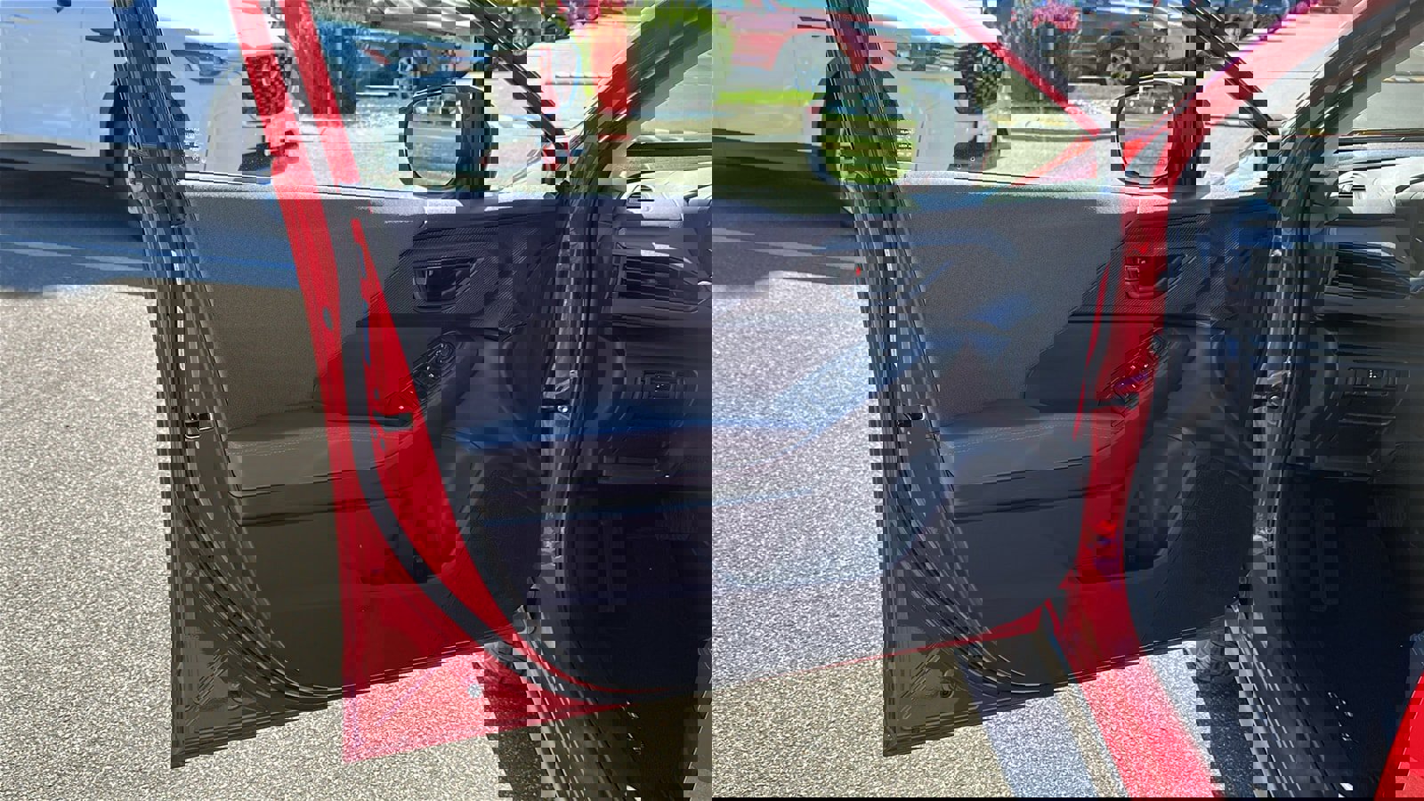 Used 2024 Subaru Crosstrek 2.0i Premium image 9