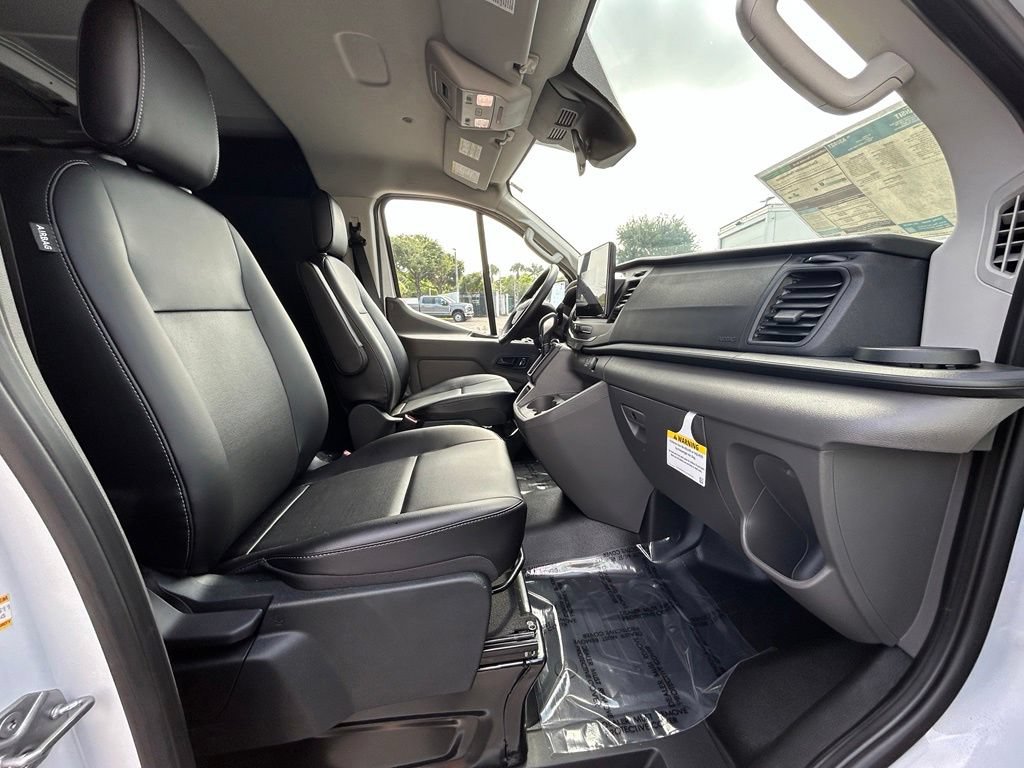New 2026 Ford Transit 150 Low Roof w/ Load Area Protection Package RWD image 21