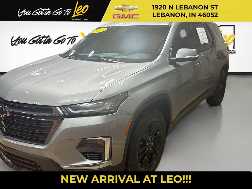 Used 2023 Chevrolet Traverse LT image 1