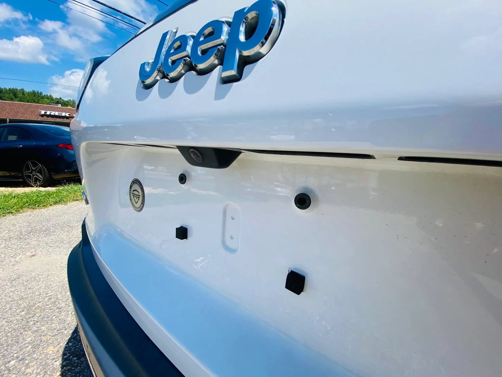 Used 2019 Jeep Cherokee Limited AWD/4WD image 20