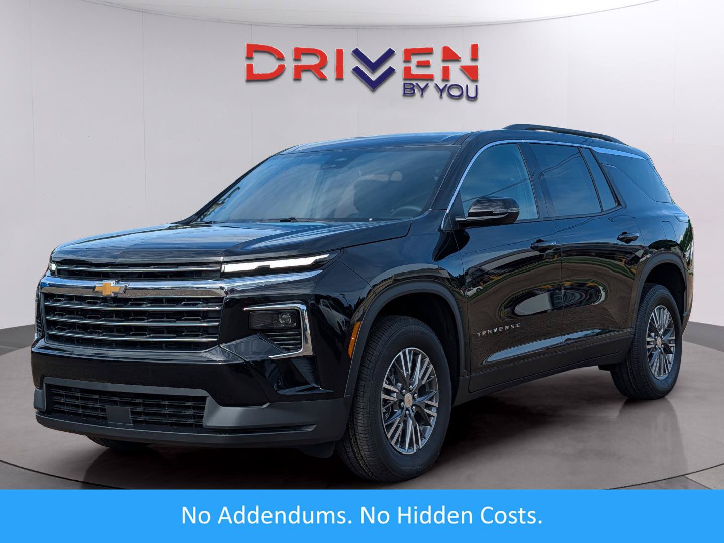 New 2026 Chevrolet Traverse LT w/ LPO, Floor Liner Package FWD image 1
