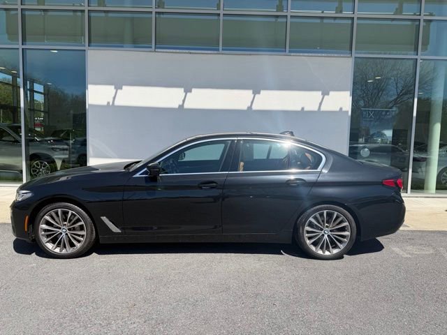 Used 2023 BMW 530i xDrive w/ Premium Package AWD/4WD image 2