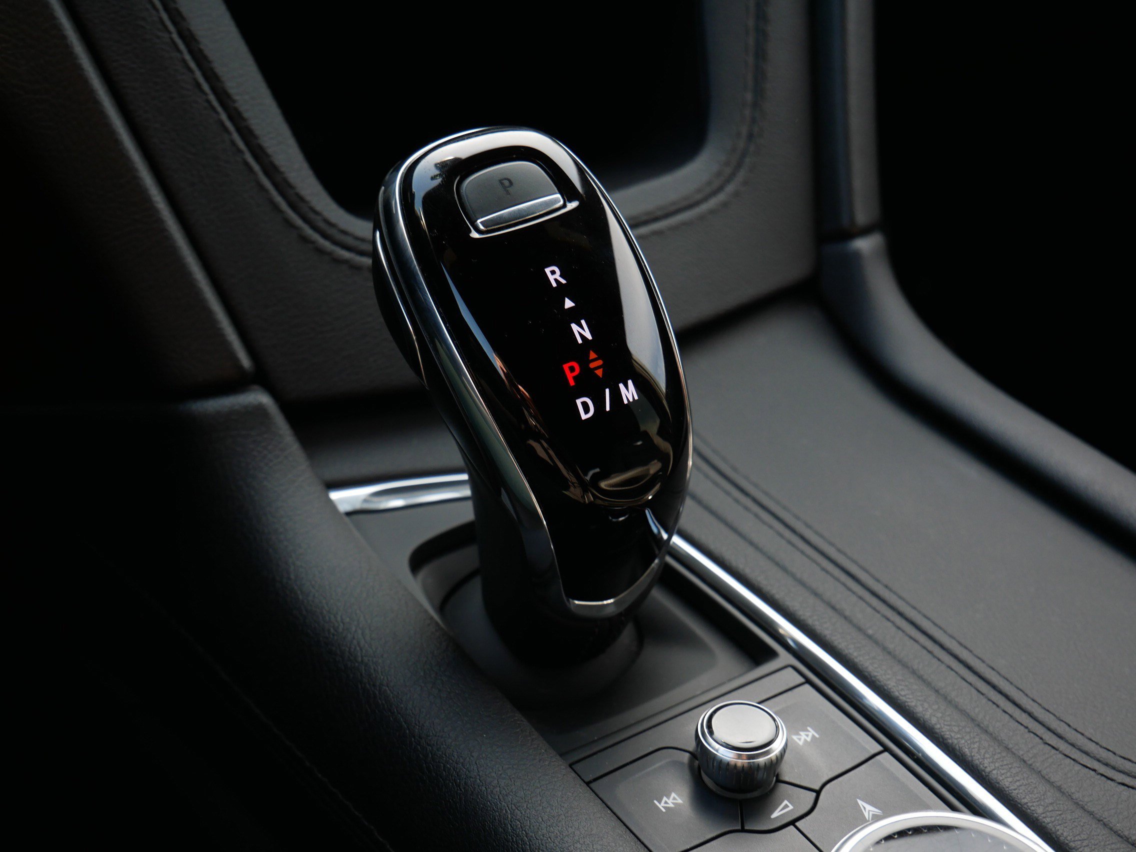 Certified 2023 Cadillac XT5 Sportv w/ Platinum Package image 22