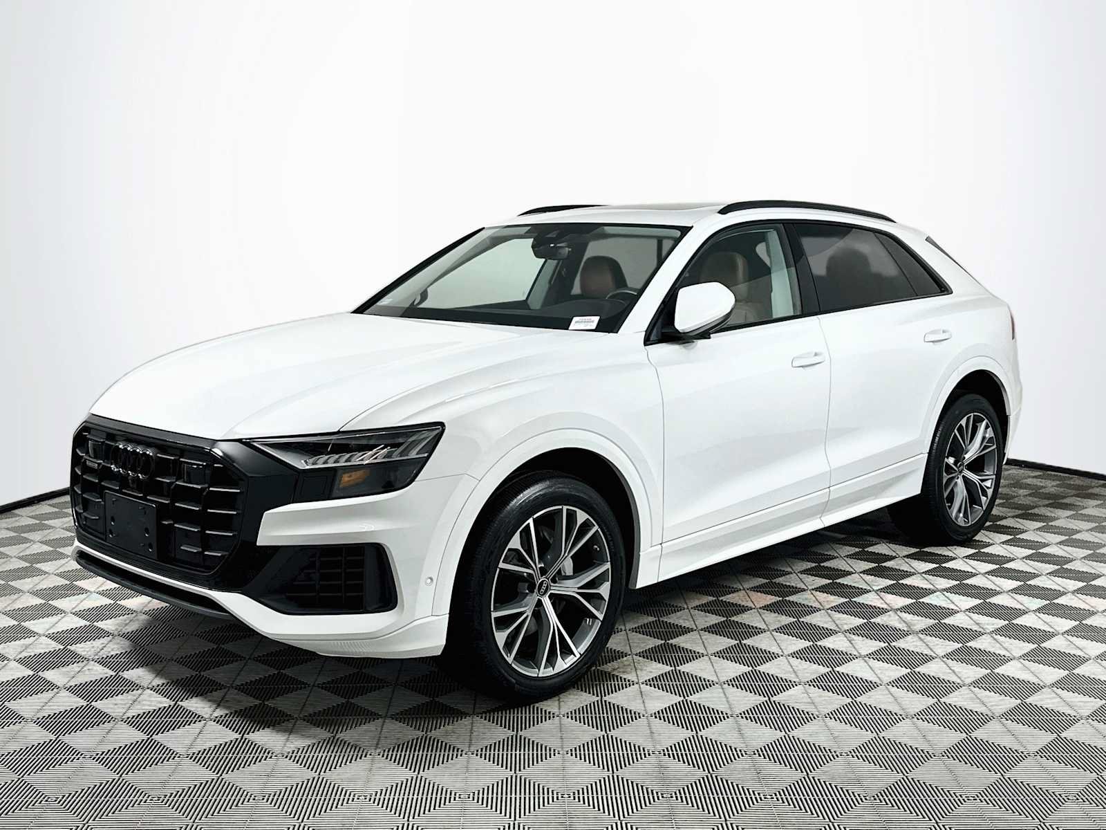 Certified 2023 Audi Q8 Premium w/ Convenience Package AWD/4WD image 3
