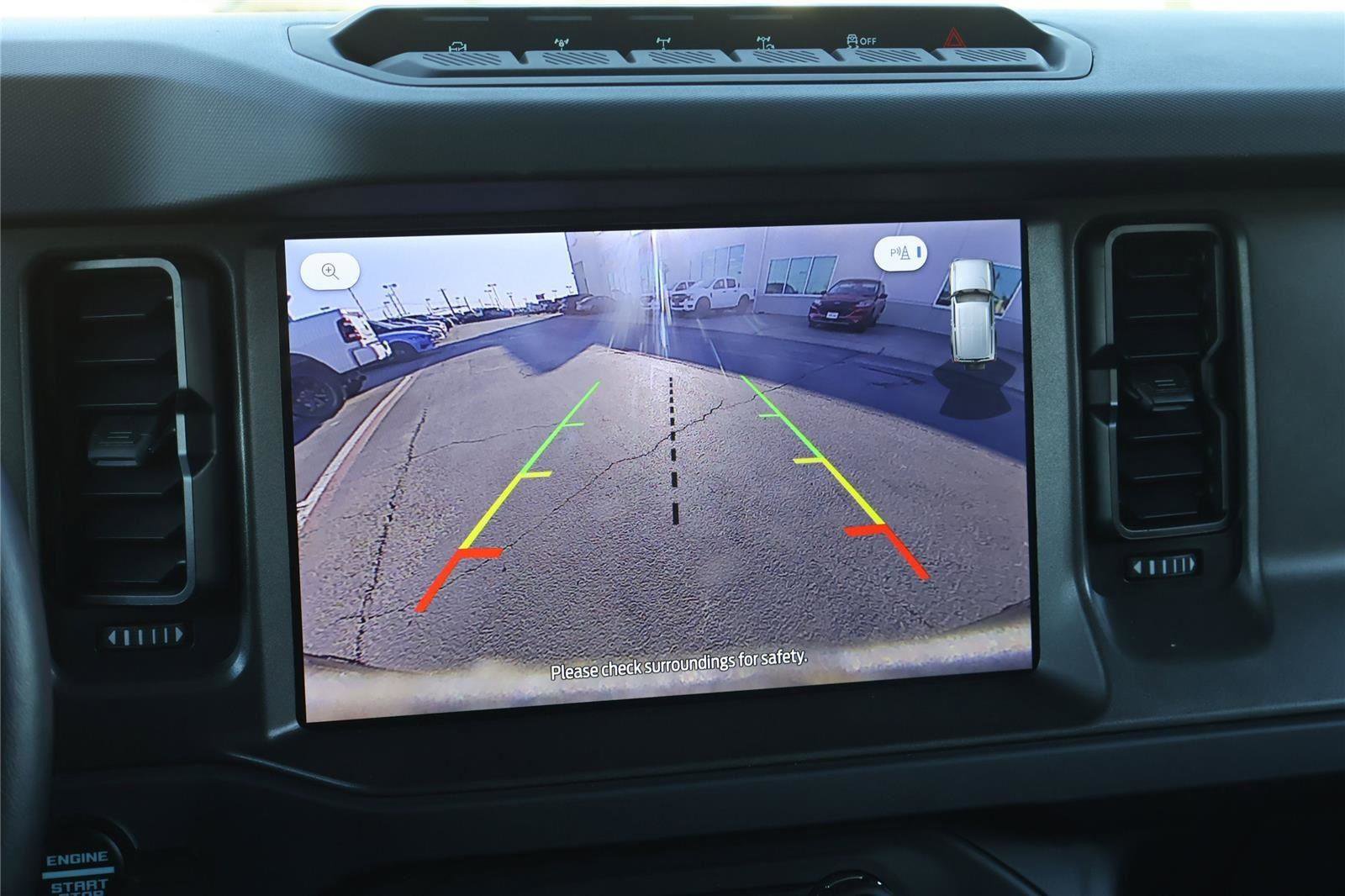 Used 2025 Ford Bronco Badlands image 21