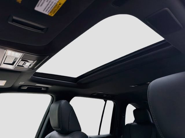 Used 2025 Lexus LX 600 4WD w/ Accessory Package (2T) image 28