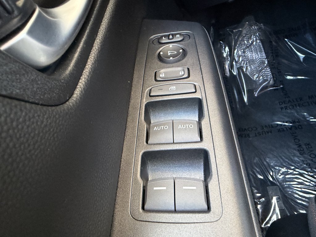Used 2025 Honda CR-V Sport image 27