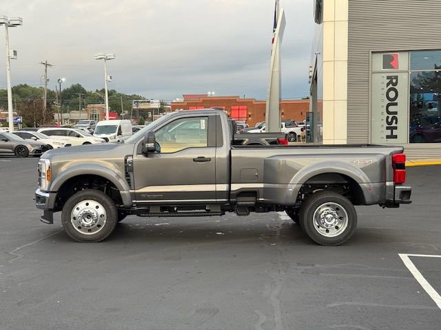 New 2026 Ford F450 XLT w/ 360-Degree Camera Package image 2