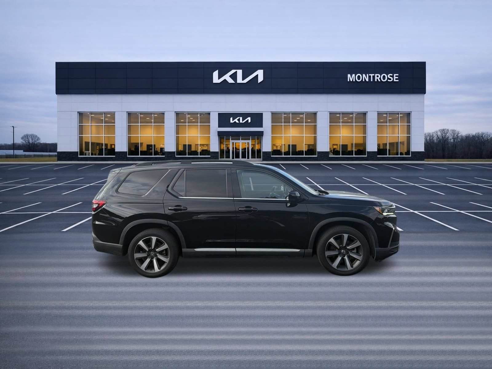 Used 2023 Honda Pilot Elite image 4