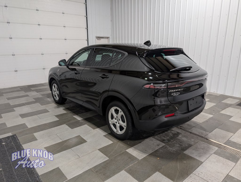 Used 2025 Dodge Hornet GT w/ Cold Weather Group AWD/4WD image 2