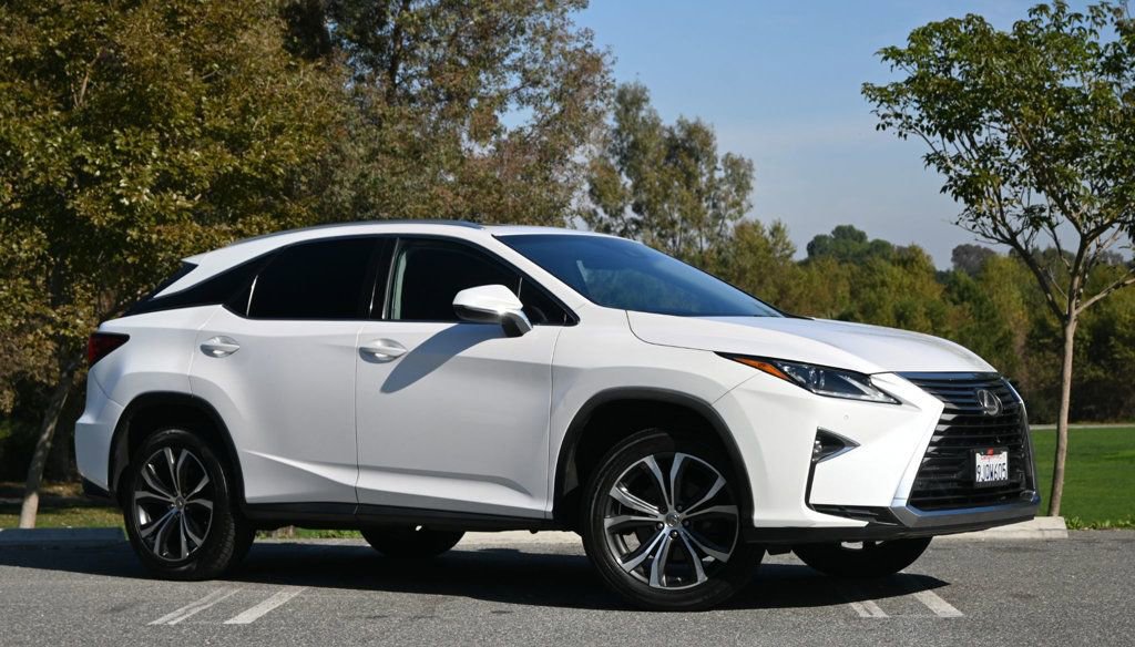 Used 2017 Lexus RX 350 FWD image 3