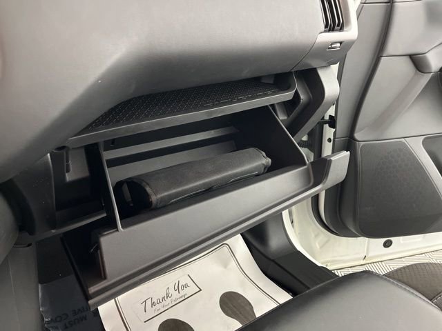 Used 2024 Nissan Pathfinder SL image 40