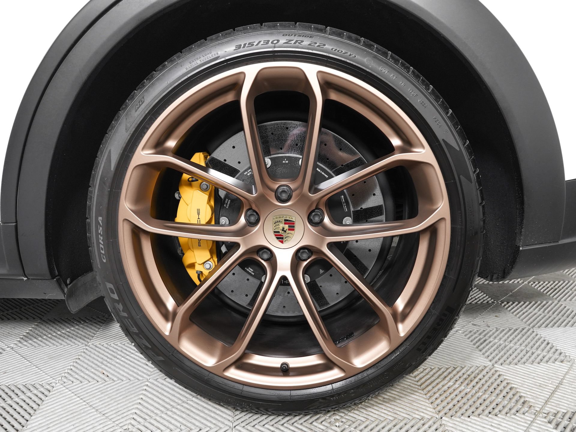 Used 2023 Porsche Cayenne Turbo GT AWD/4WD image 30