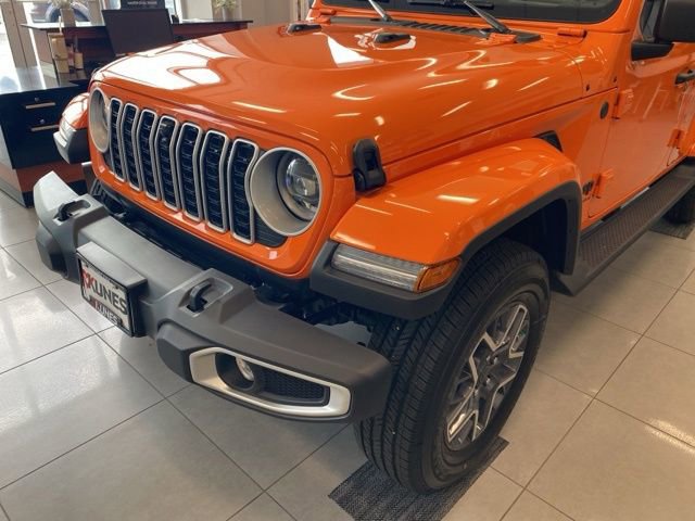 New 2025 Jeep Wrangler Sahara image 14
