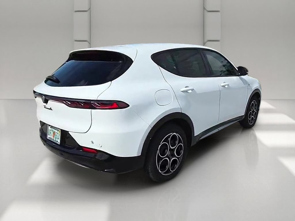 Used 2024 Alfa Romeo Tonale Ti AWD/4WD image 48