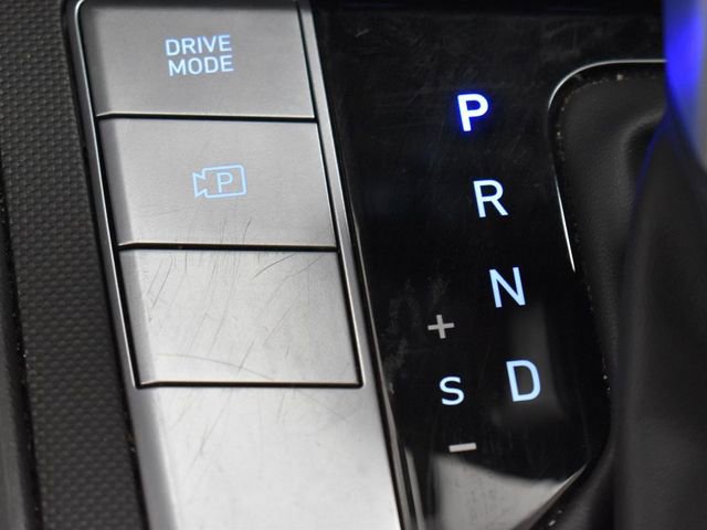 Used 2023 Hyundai Elantra SEL image 21