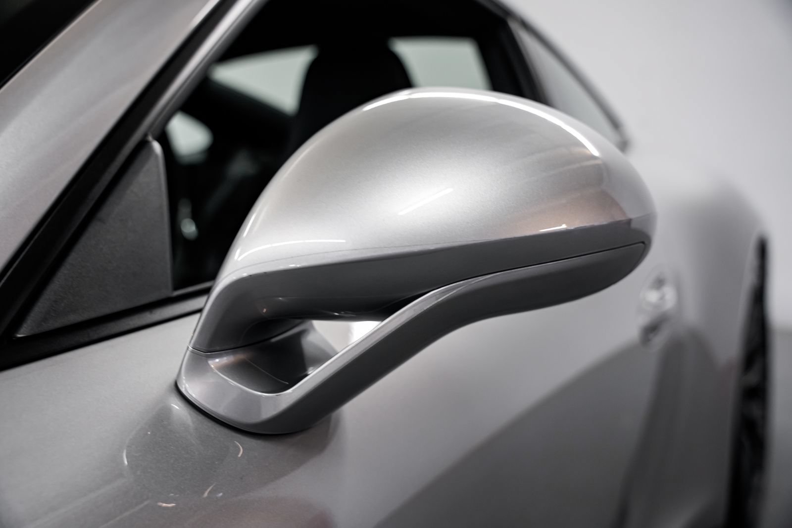 Used 2015 Porsche 911 Carrera GTS RWD image 34