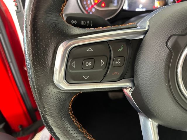 Used 2022 Jeep Gladiator Mojave w/ Cold Weather Group image 15